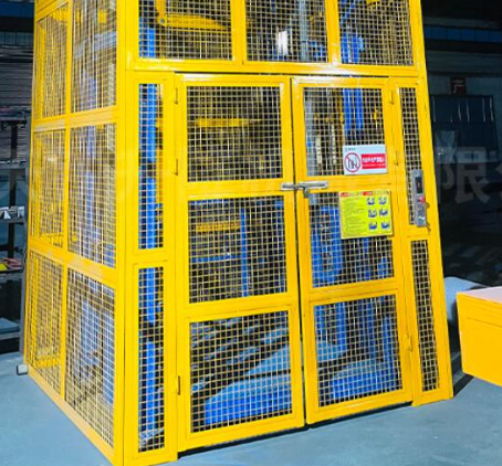 西林货梯可以安装在室外吗